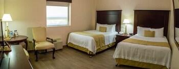 Hotel Plaza Calzada Monterrey Eksteriør bilde